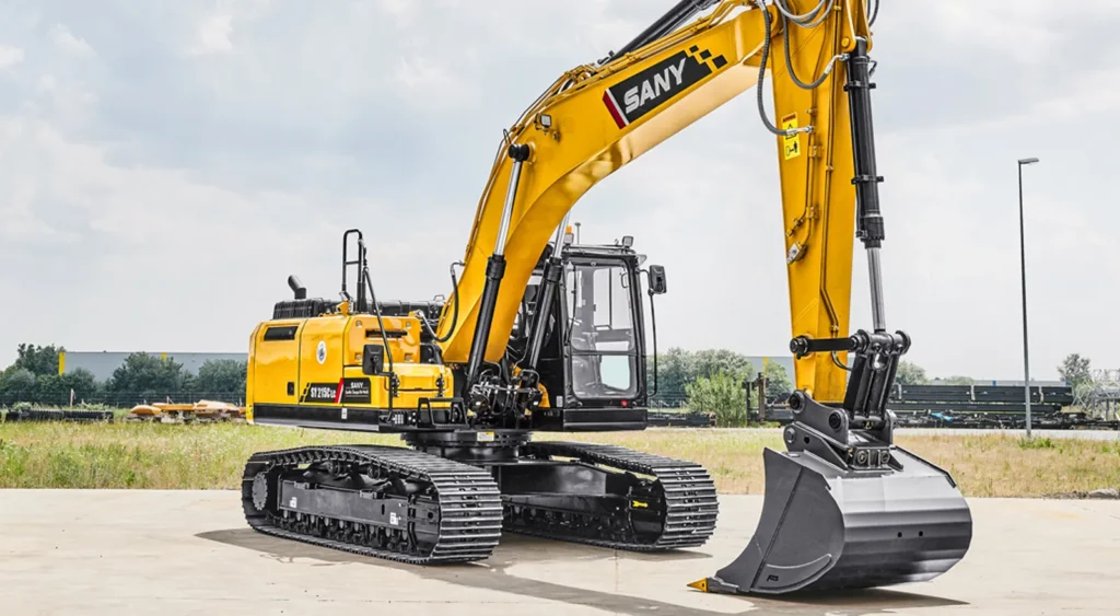 Escavatore Sany SY215C - Heavy Equipment