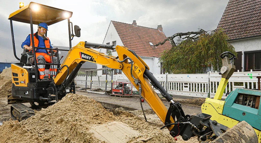 Escavatore Sany SY16C - Heavy Equipment